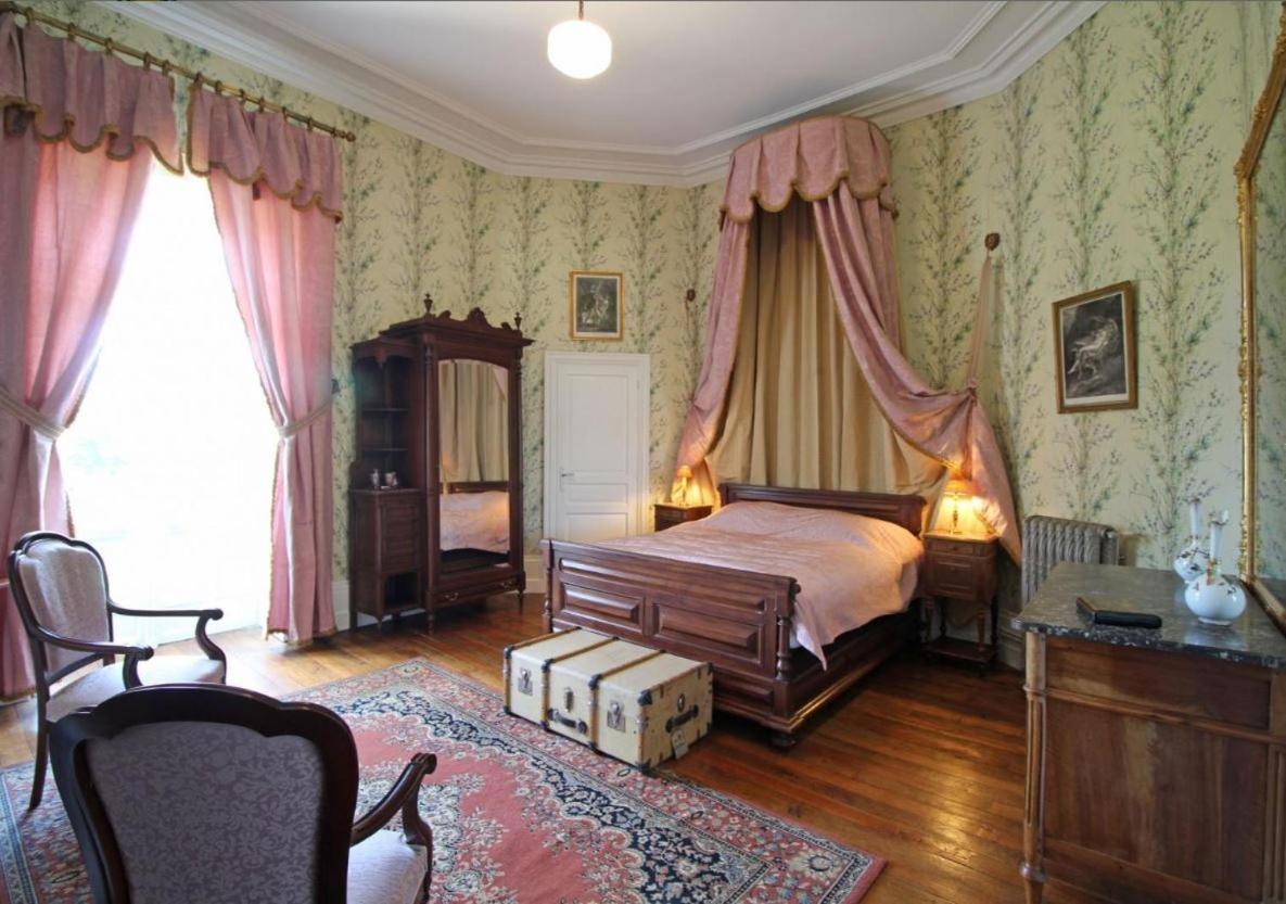 Domaine De Bort Bed and Breakfast Saint-Priest-Taurion Εξωτερικό φωτογραφία