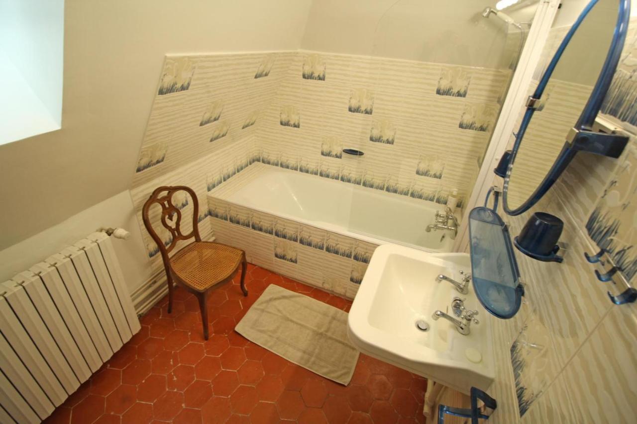 Domaine De Bort Bed and Breakfast Saint-Priest-Taurion Εξωτερικό φωτογραφία